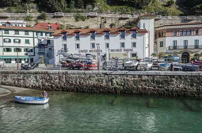 Guipúzcoa - San Sebastián 092 - puerto.jpg